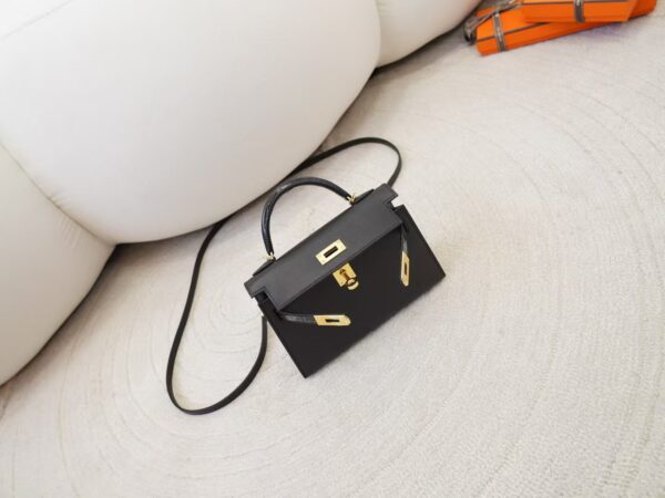 mmexport1744615165314 New Hermes Mini Kelly Touch 19CM Madame / Shiny Crocodile Leather CC89 Noir Gold Hardware