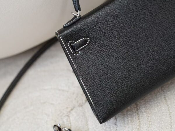 mmexport1745392810028 UK London Hermes Mini Kelly 19CM Chevre Leather CK89 Noir / 9R Lime Silver Hardware