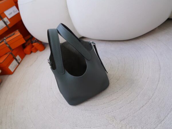 videommexport1726737369050 Hermes Bag Images Clemence Leather CK63 Vert Amande Picotin 18CM Silver Hardware