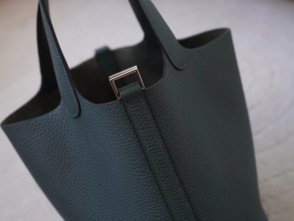 videommexport1726737370860 Hermes Bag Images Clemence Leather CK63 Vert Amande Picotin 18CM Silver Hardware
