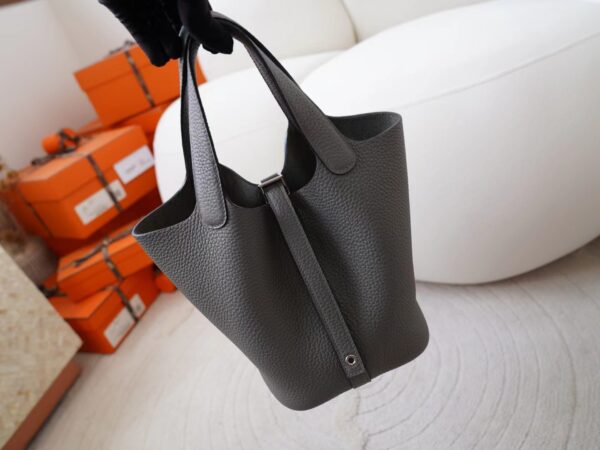 videommexport1726737463744 Hermes Picotin18 Bag Price Clemence Leather 0L Gris Meyer Silver Hardware